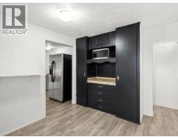 200-26 Azure Road, Whitehorse, YT Y1A6E1 Photo 17