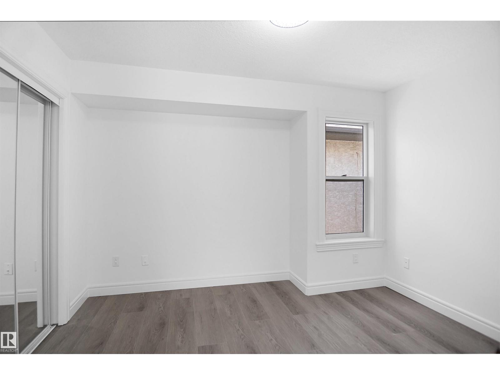 6823 18 AV SW - Image 55