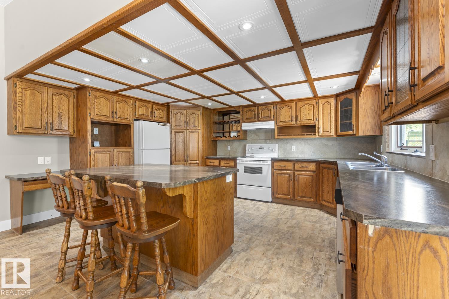 4308 41A ST - 11