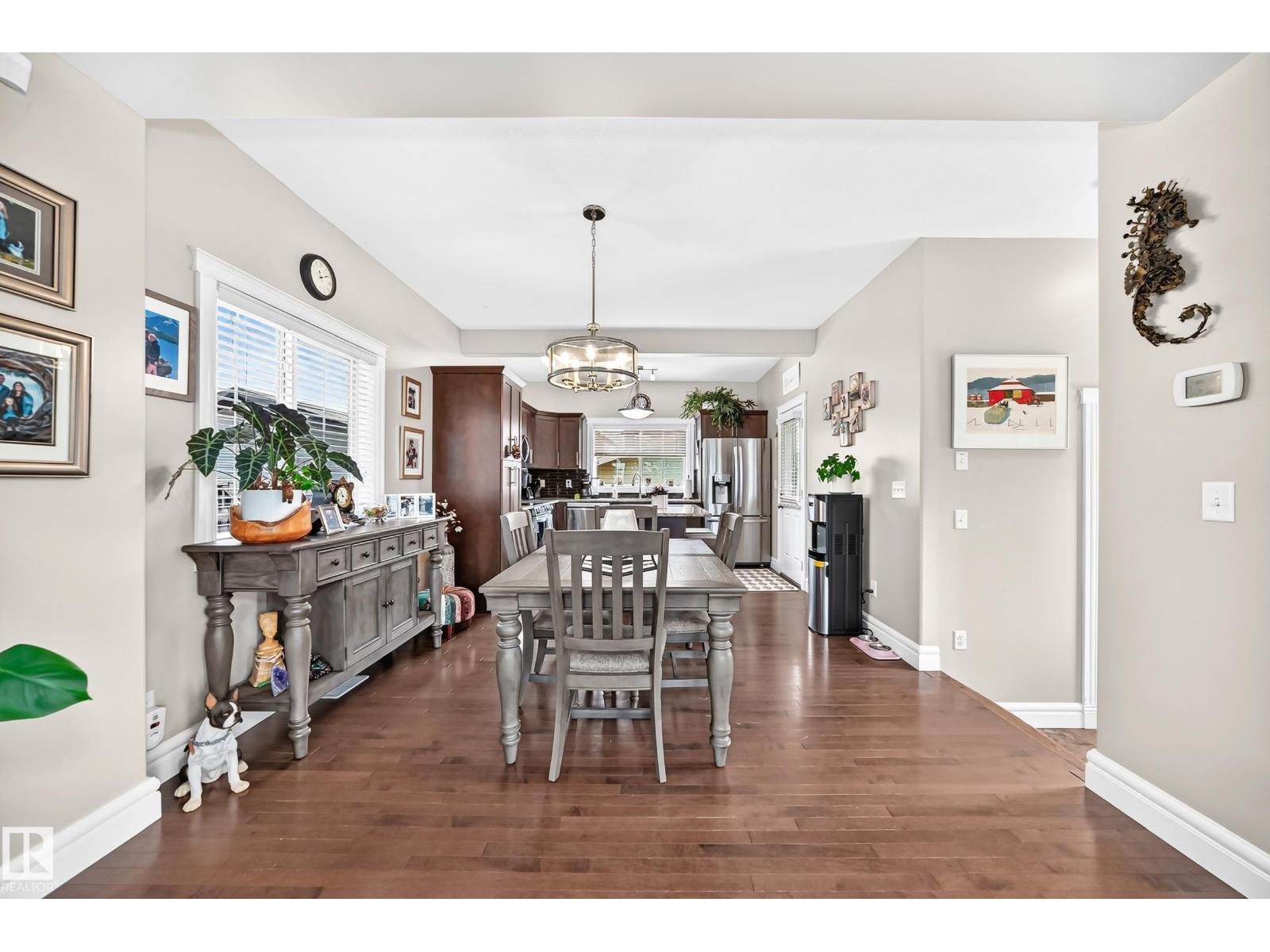 301 SHERIDAN WY - 10