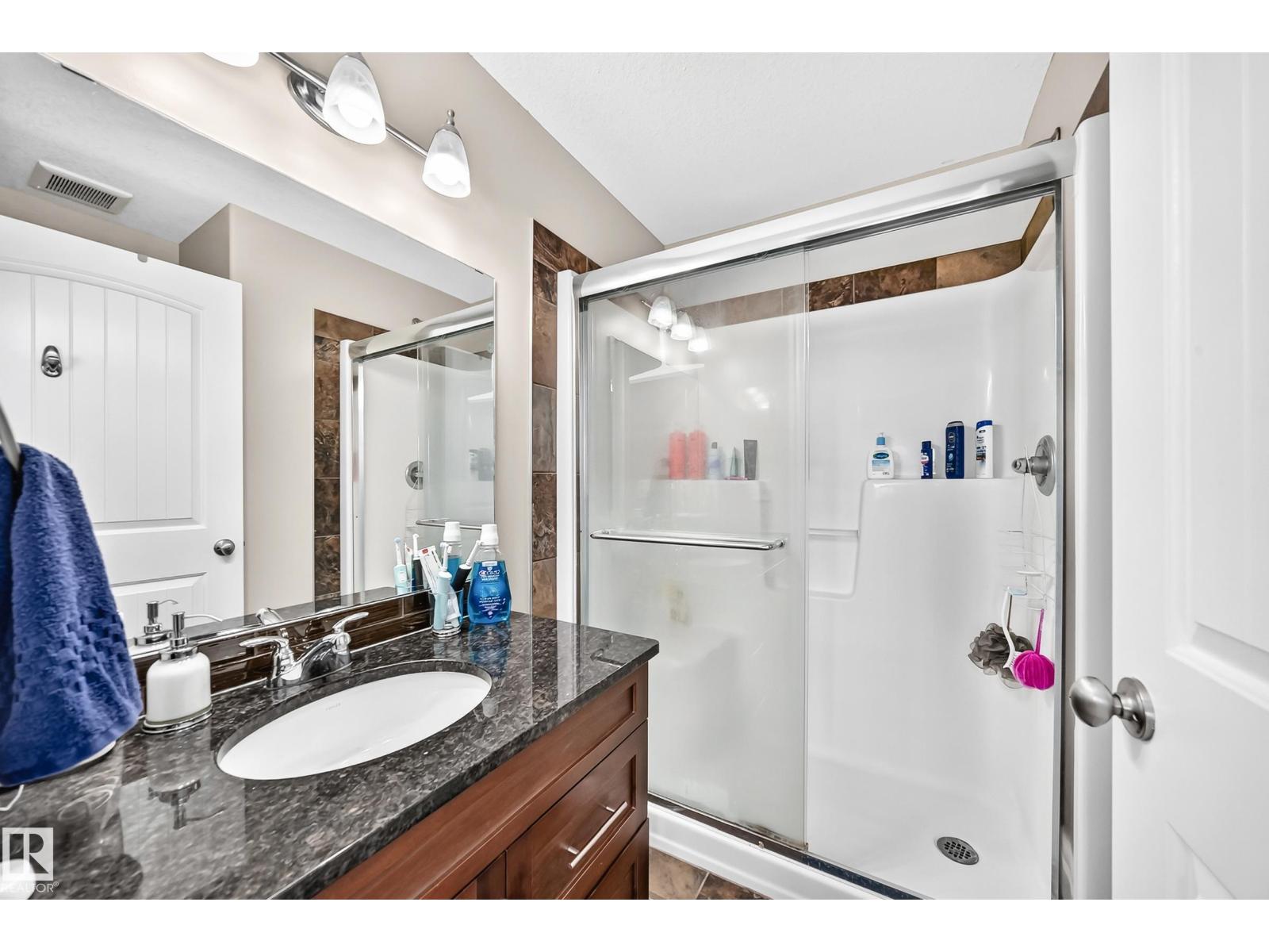 301 SHERIDAN WY - 29