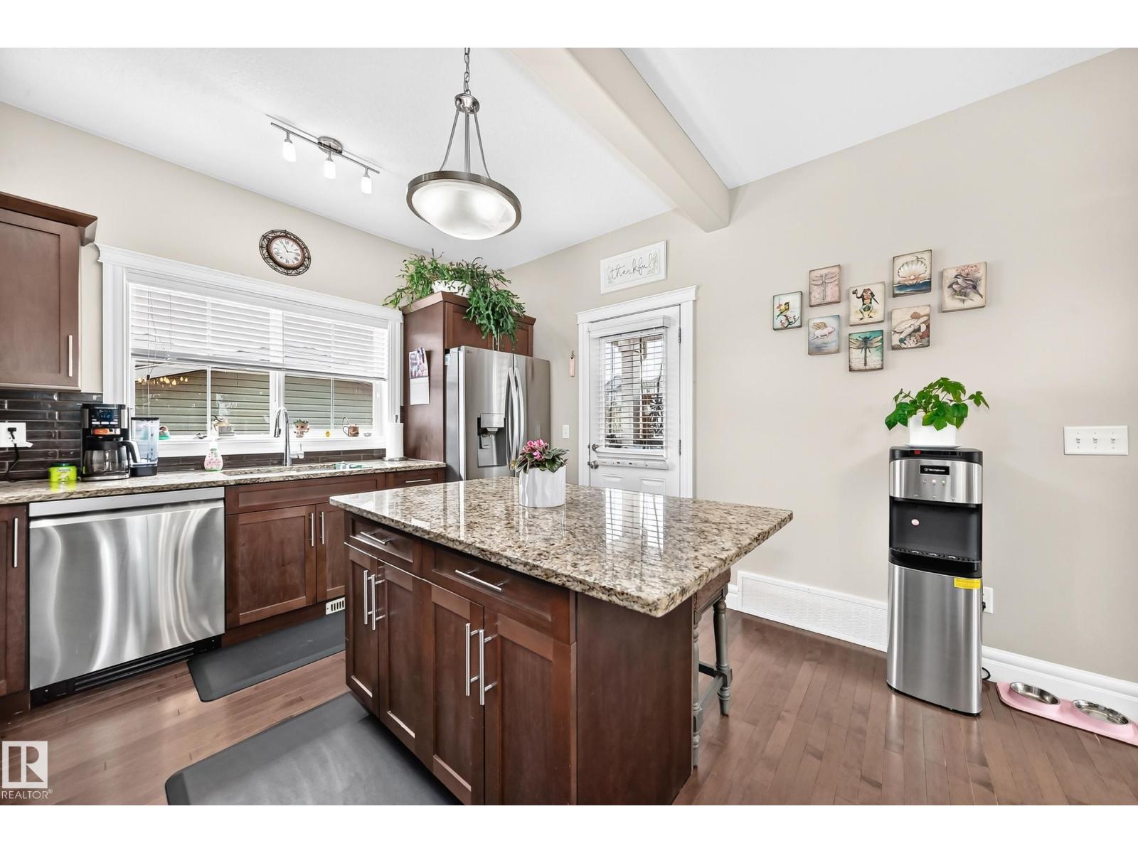 301 SHERIDAN WY - 17