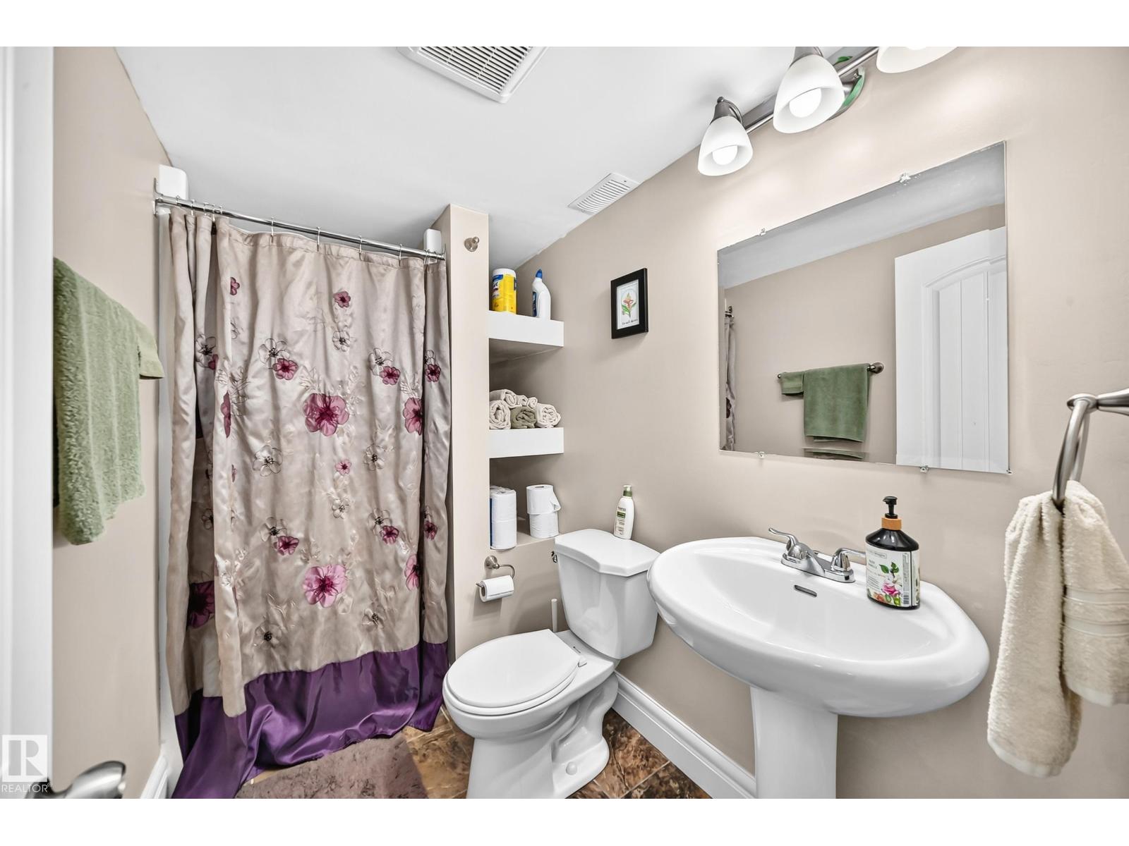 301 SHERIDAN WY - 40