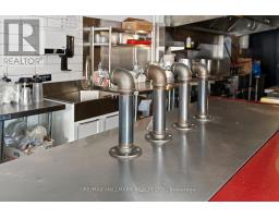 523 Annette Street, Toronto, ON M6P1S1 Photo 8