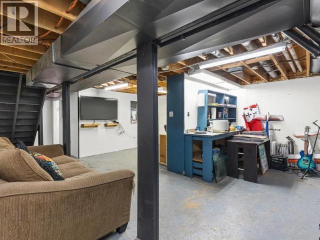 224 SQUANGA AVE - 5