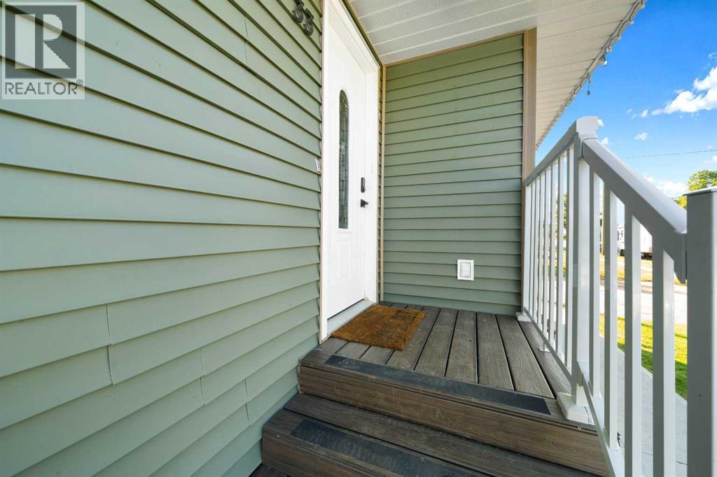 33 3 Avenue E - Image 5