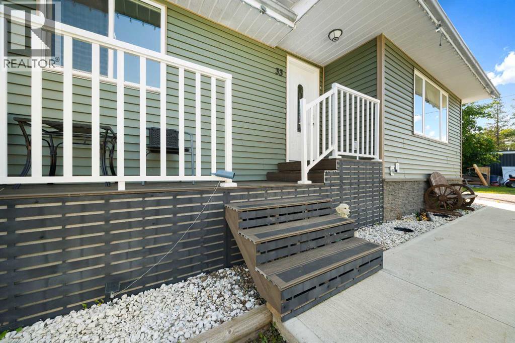 33 3 Avenue E - Image 4