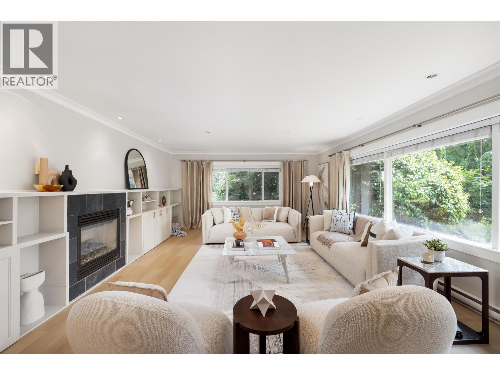 3420 ROCKVIEW PLACE, West Vancouver