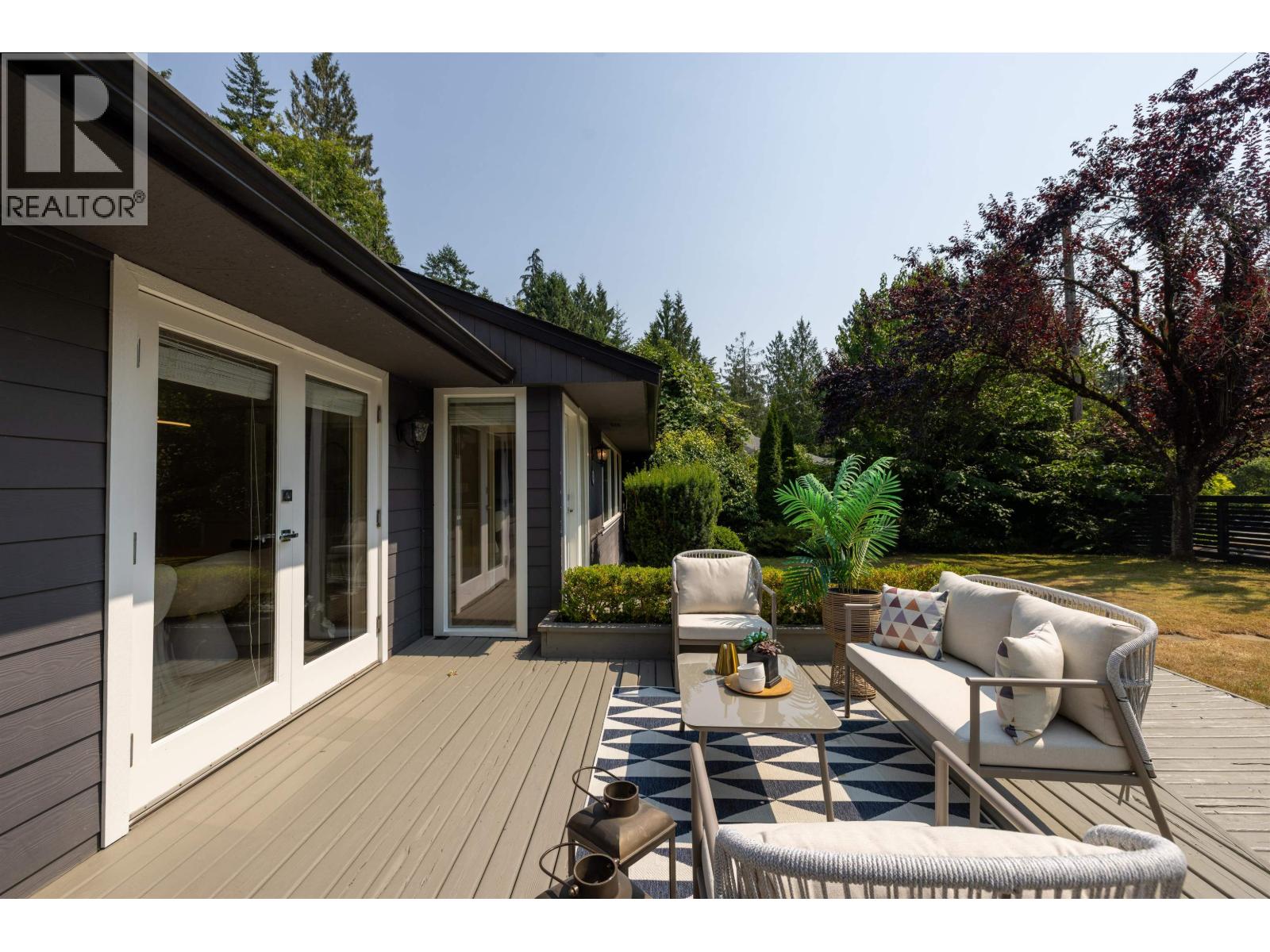 3420 ROCKVIEW PLACE, West Vancouver