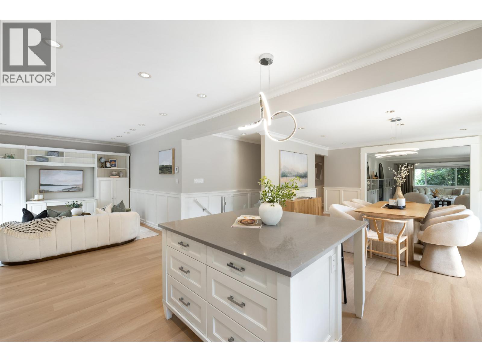 3420 ROCKVIEW PLACE, West Vancouver