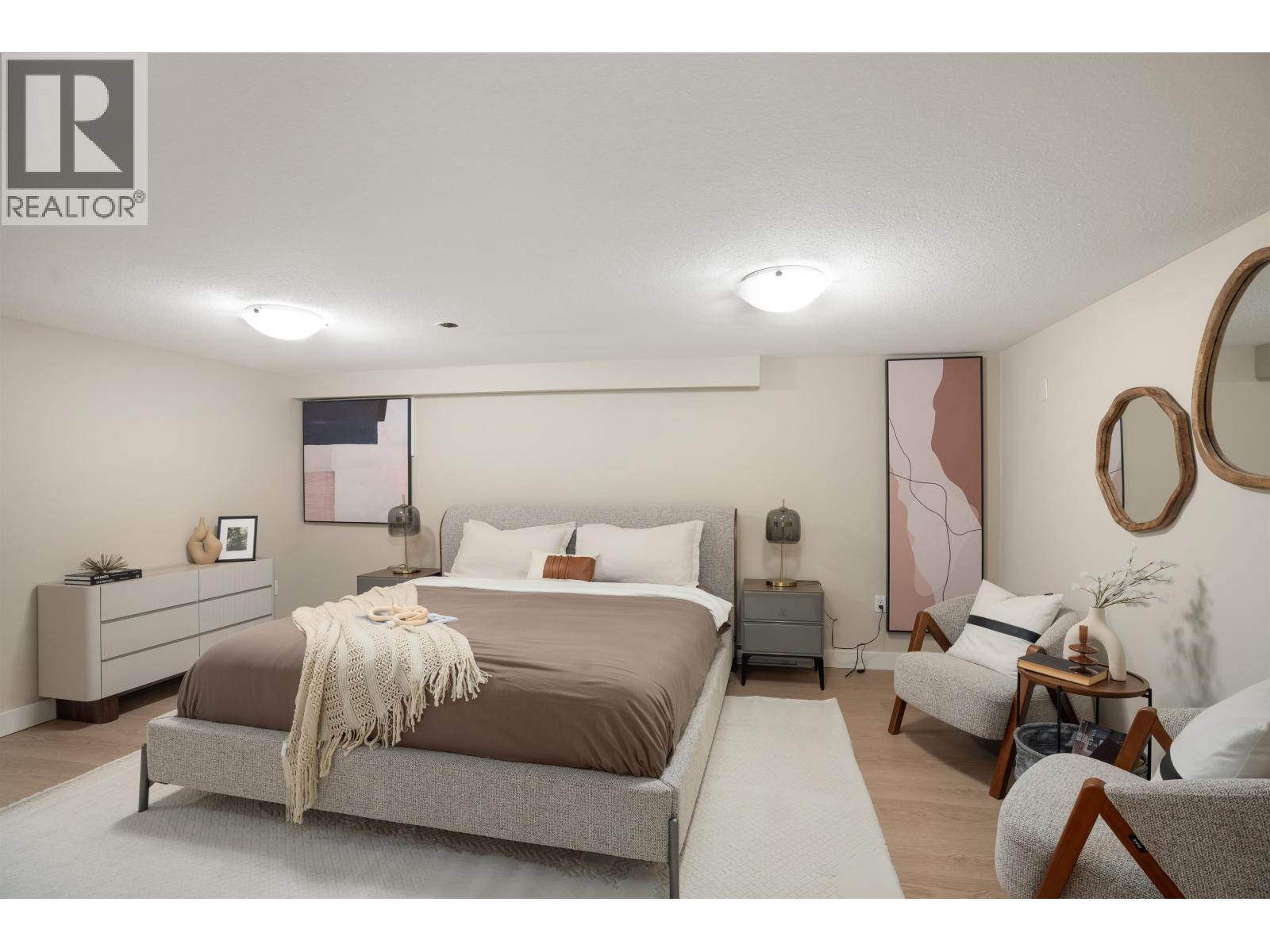 3420 ROCKVIEW PLACE, West Vancouver