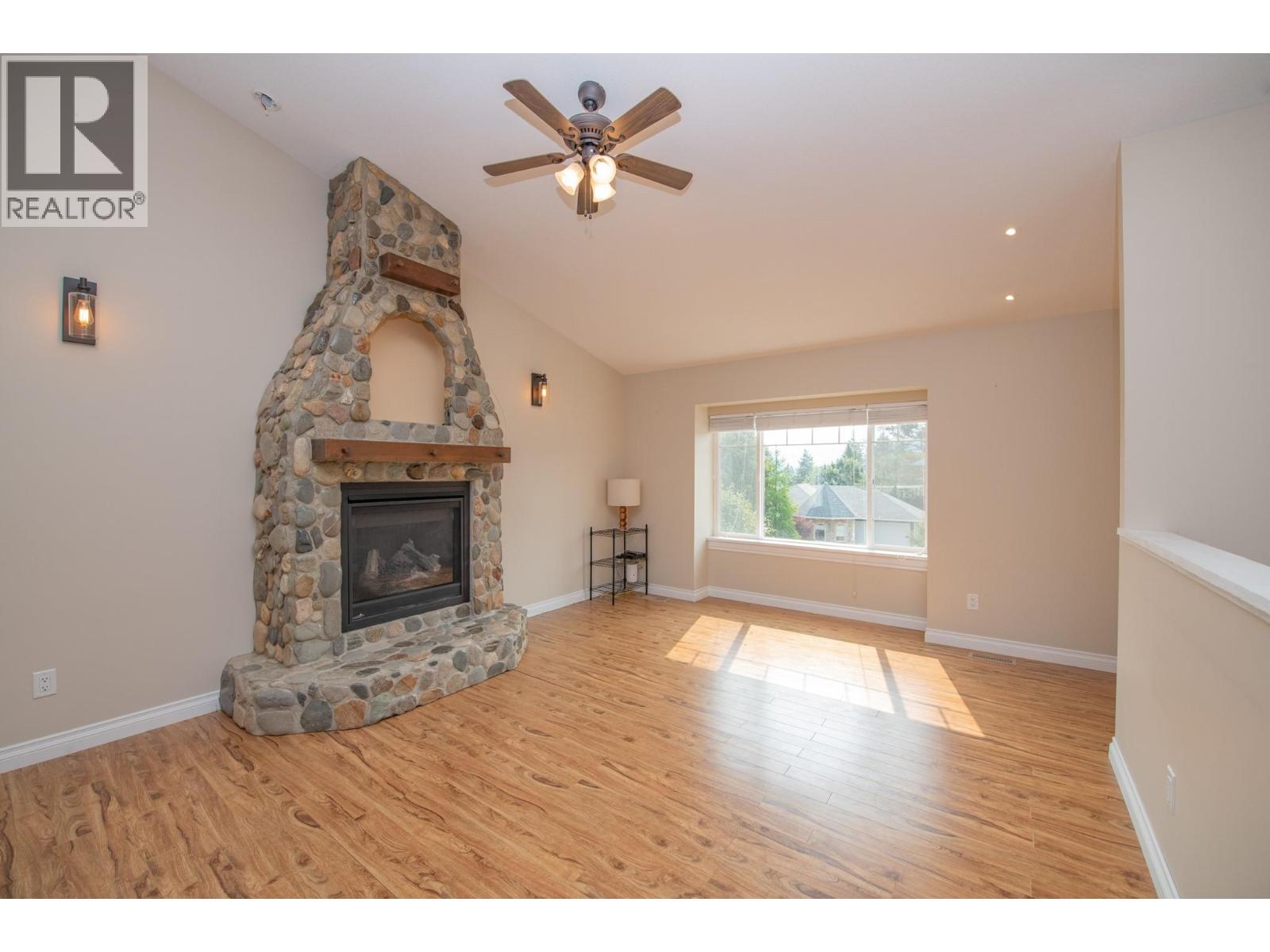 1808 Skyview Crescent - 15