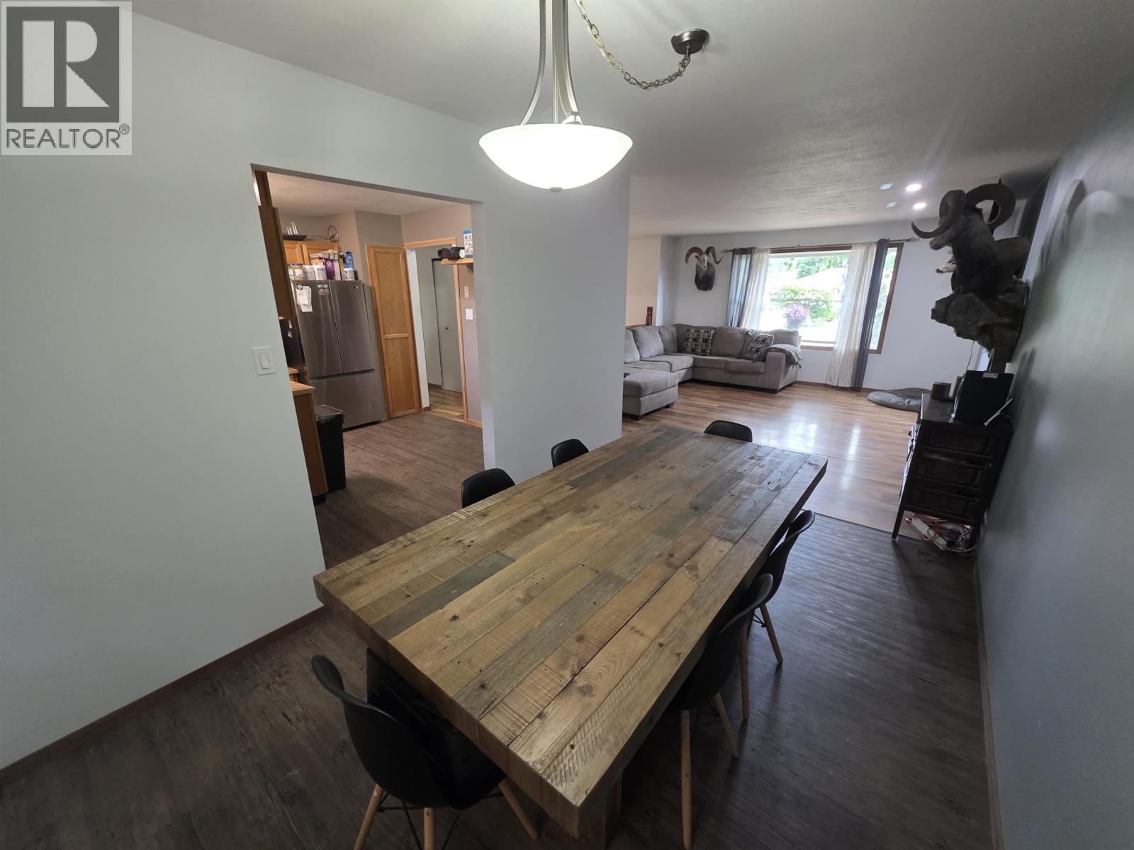 3674 JUNIPER AVENUE - 5