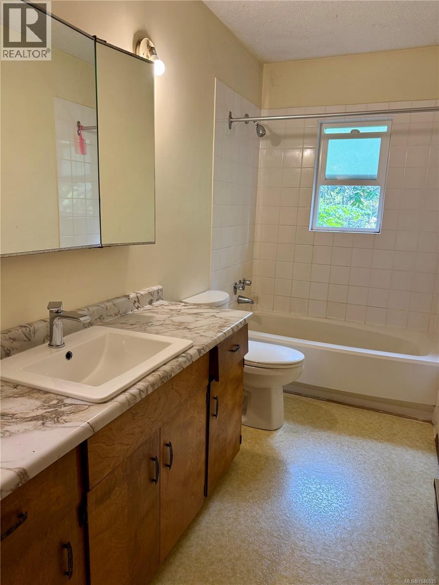 4081 Carey Pl - 6