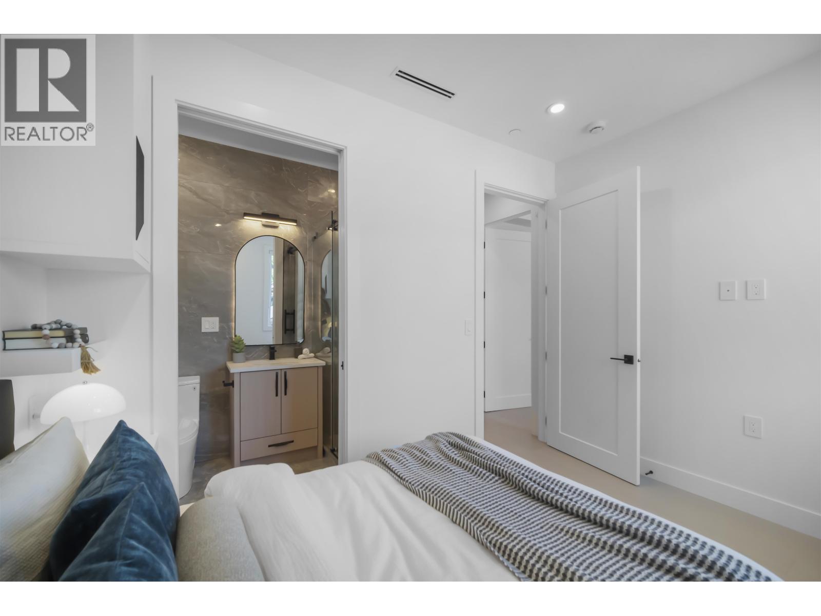 3 Bed, 4 Bath House for Sale in Vancouver – 2 5033 PRINCE ALBERT STREET, Vancouver – MLS# R3154215 - Image 20
