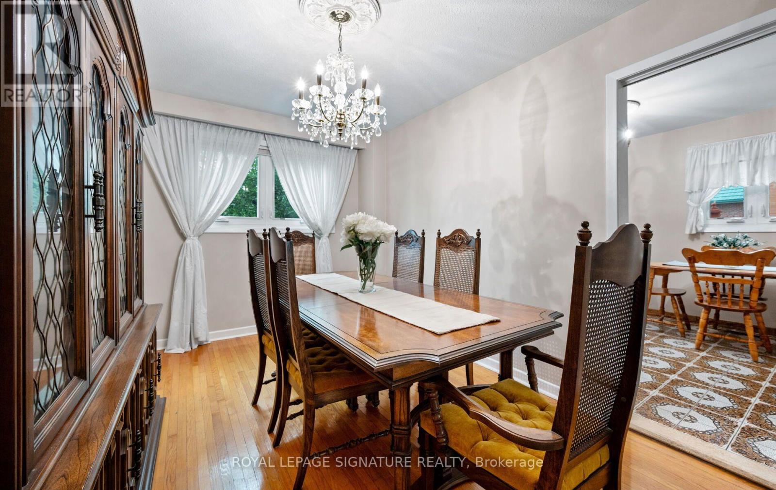 1142 ALEXANDRA AVENUE - 9