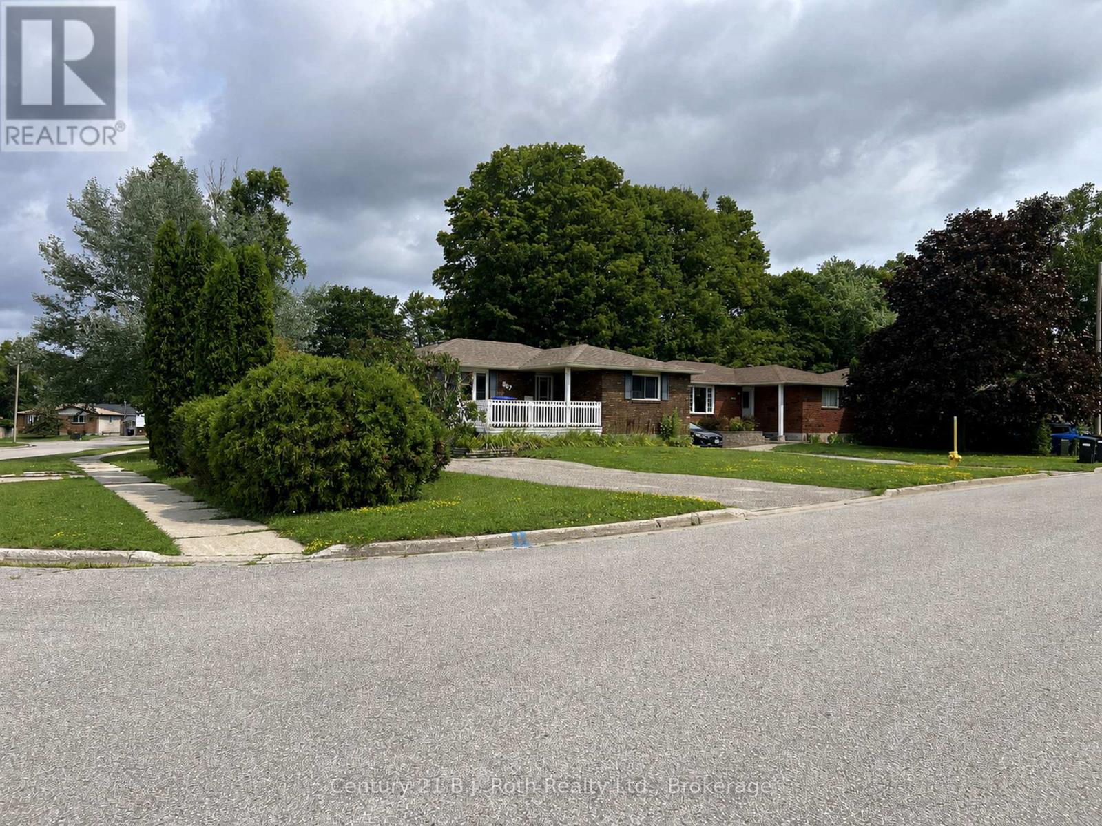 867 BIRCHWOOD DRIVE - 5