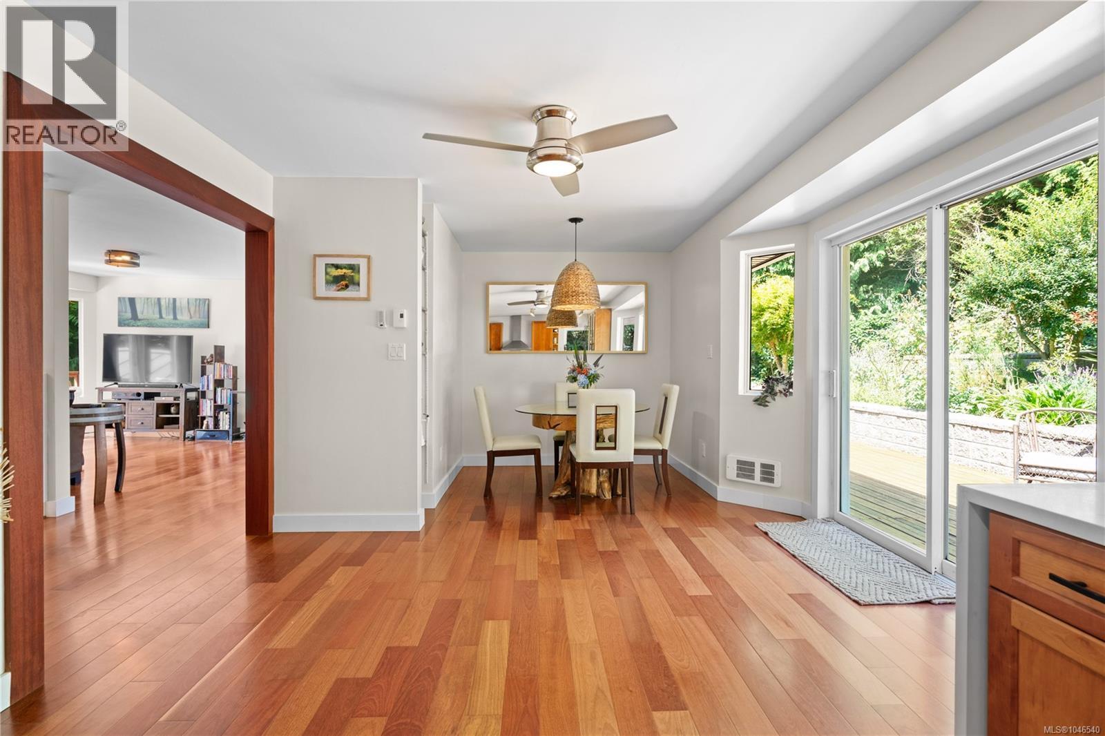 2519 Brule Dr - Image 35