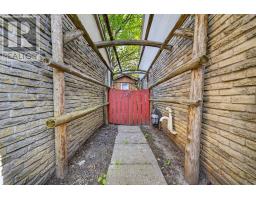 33 Harrison Court, Whitby, ON L1N6E2 Photo 40