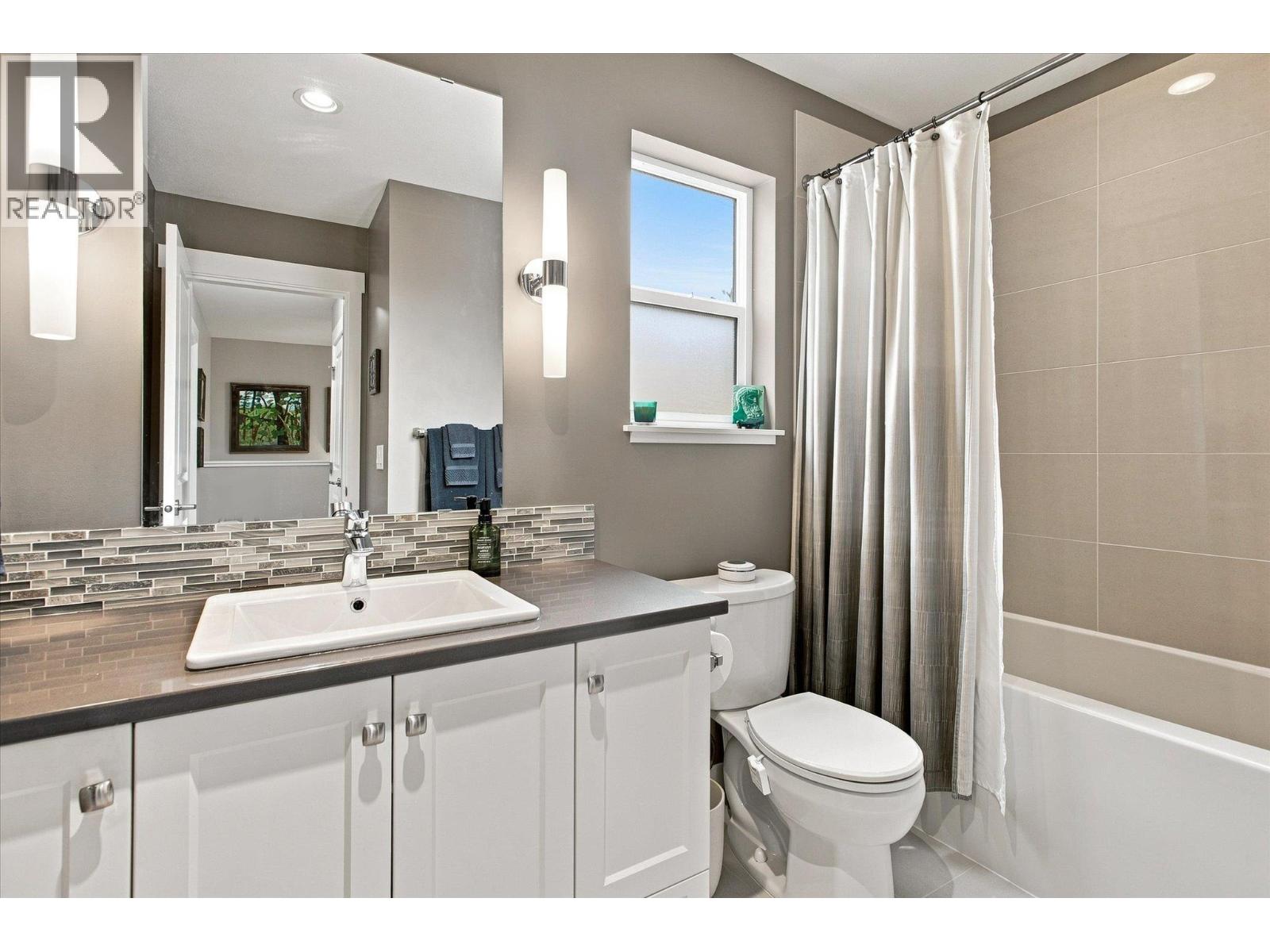 2490 Tuscany Drive Unit# 37, West Kelowna