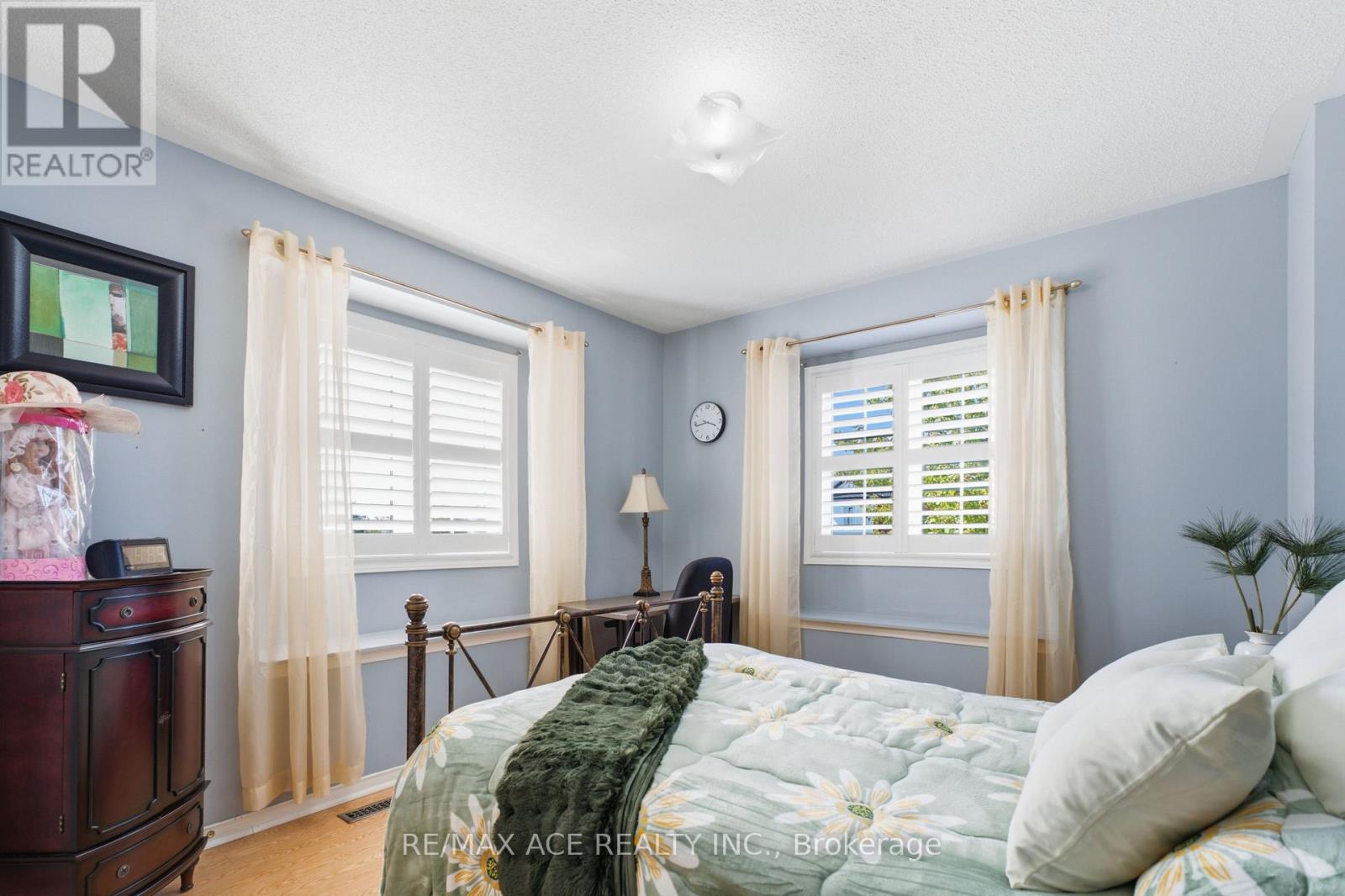 58 ANDRIANA CRESCENT - 25