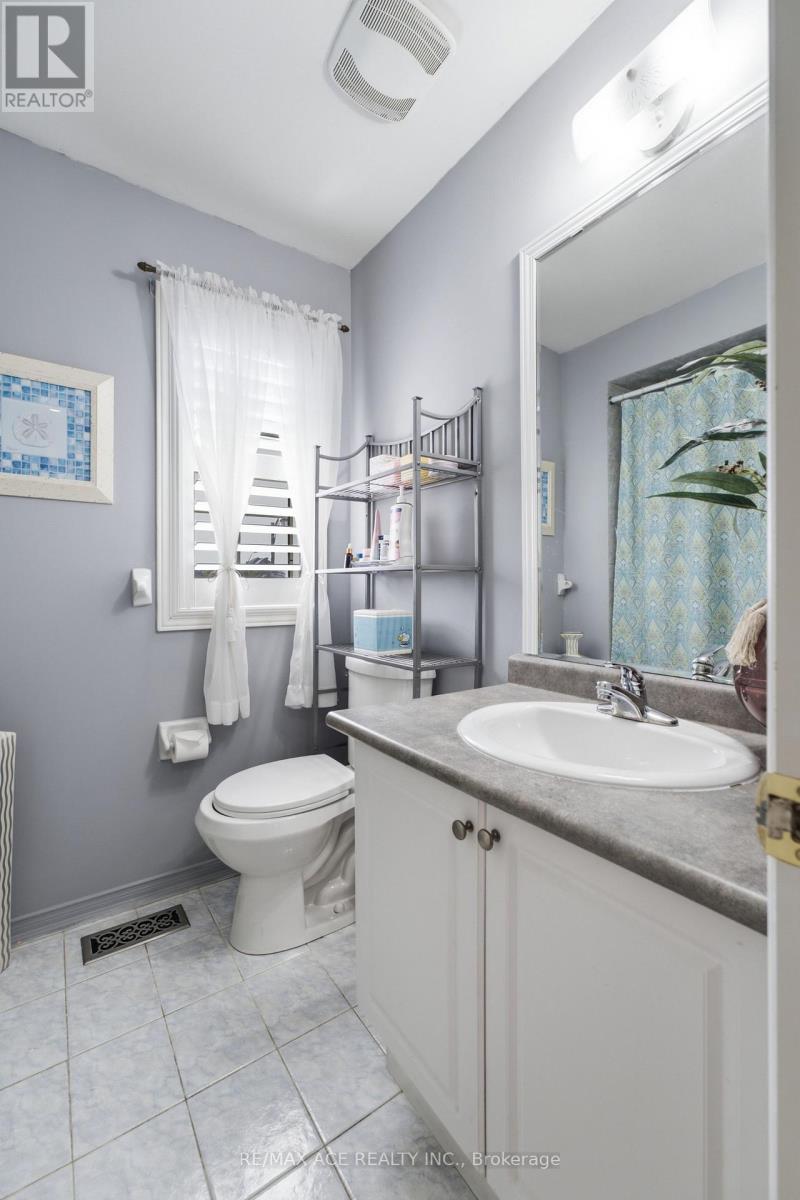 58 ANDRIANA CRESCENT - 33