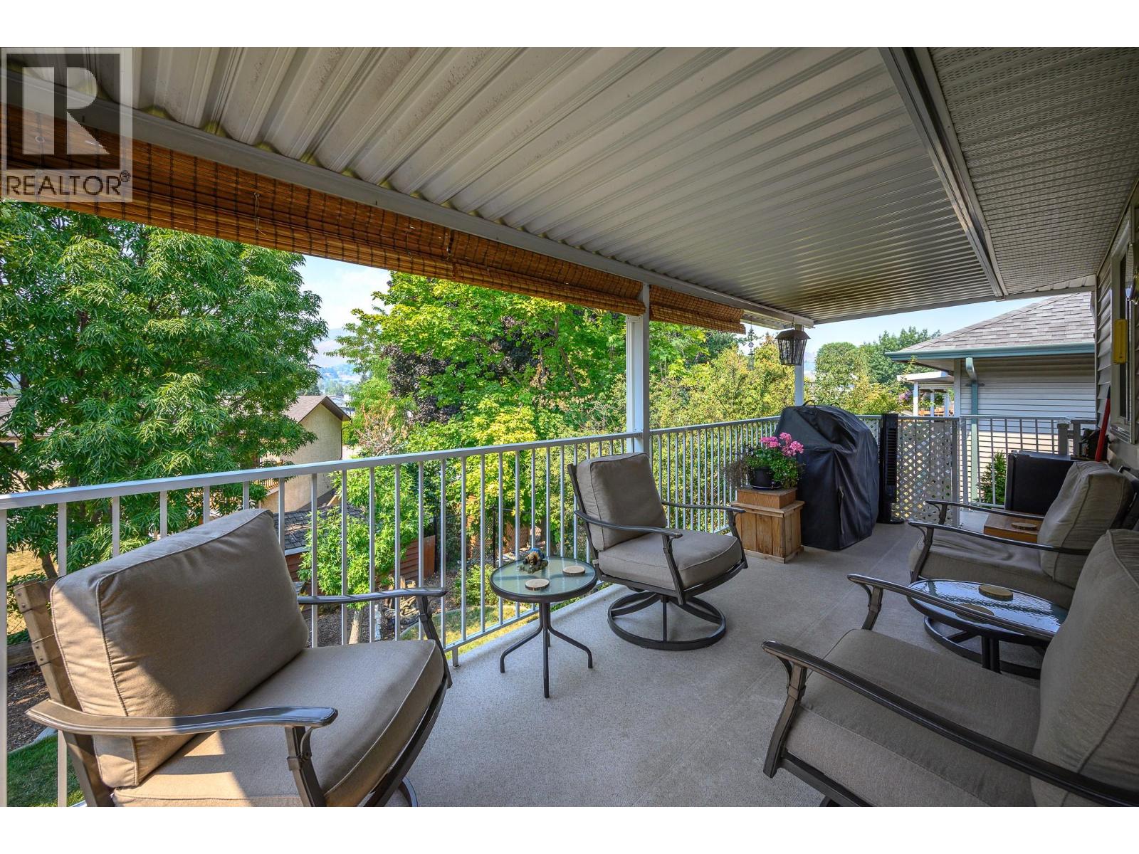 5515 Okanagan Avenue - Image 40