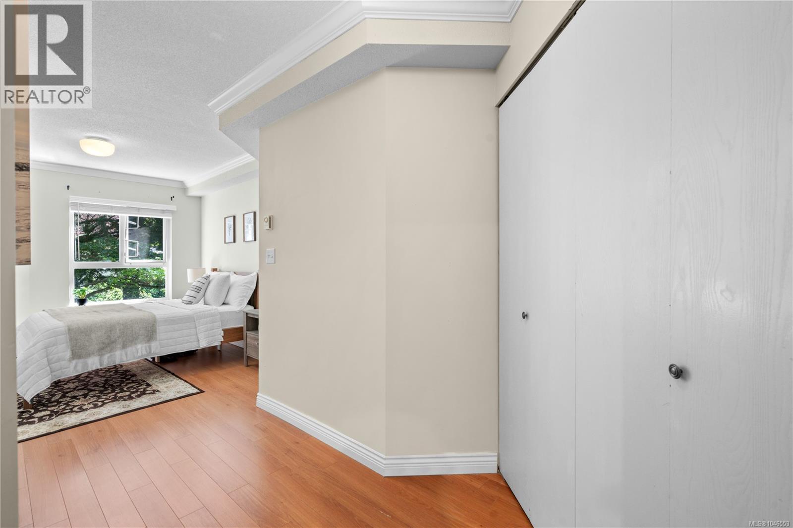 #214 2520 Wark St - 20