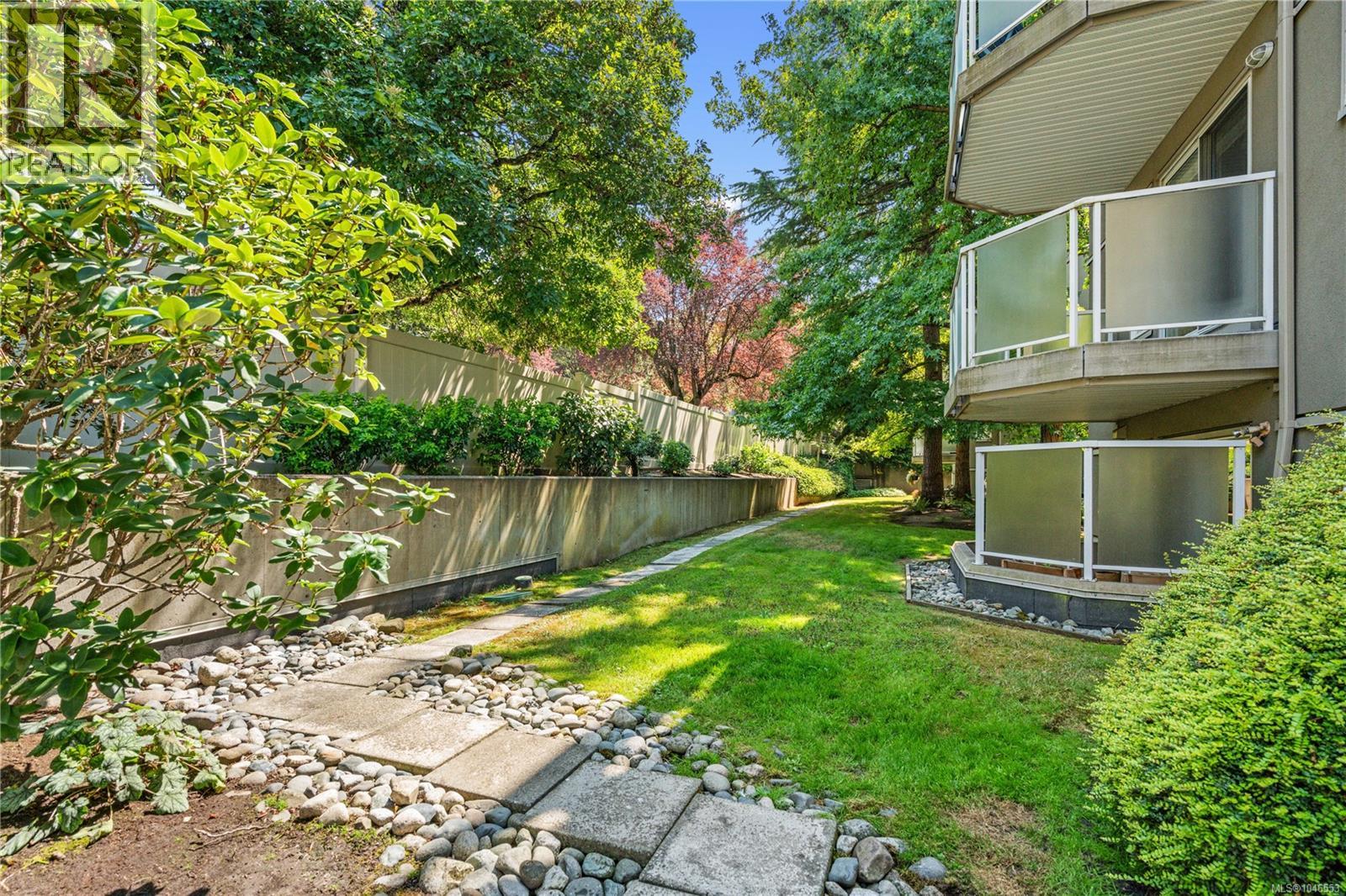#214 2520 Wark St - 36