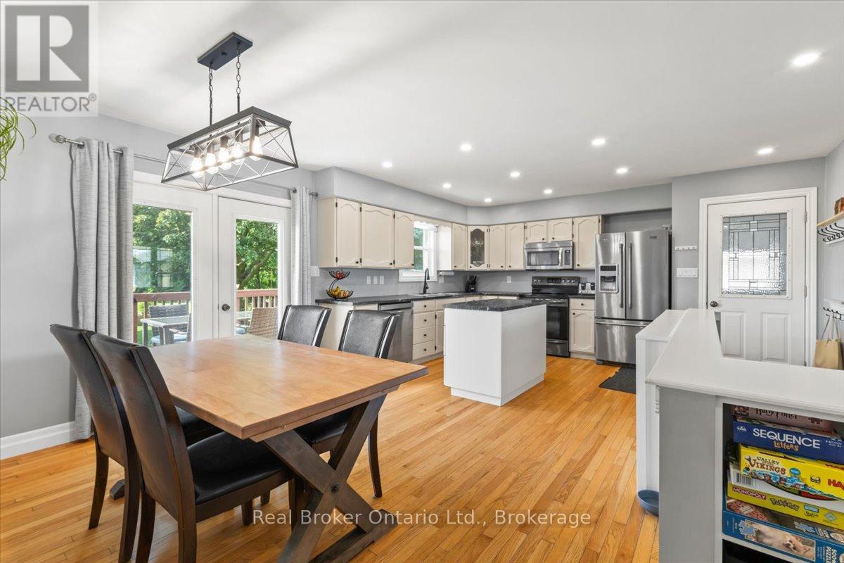 220 FORLER STREET - 3