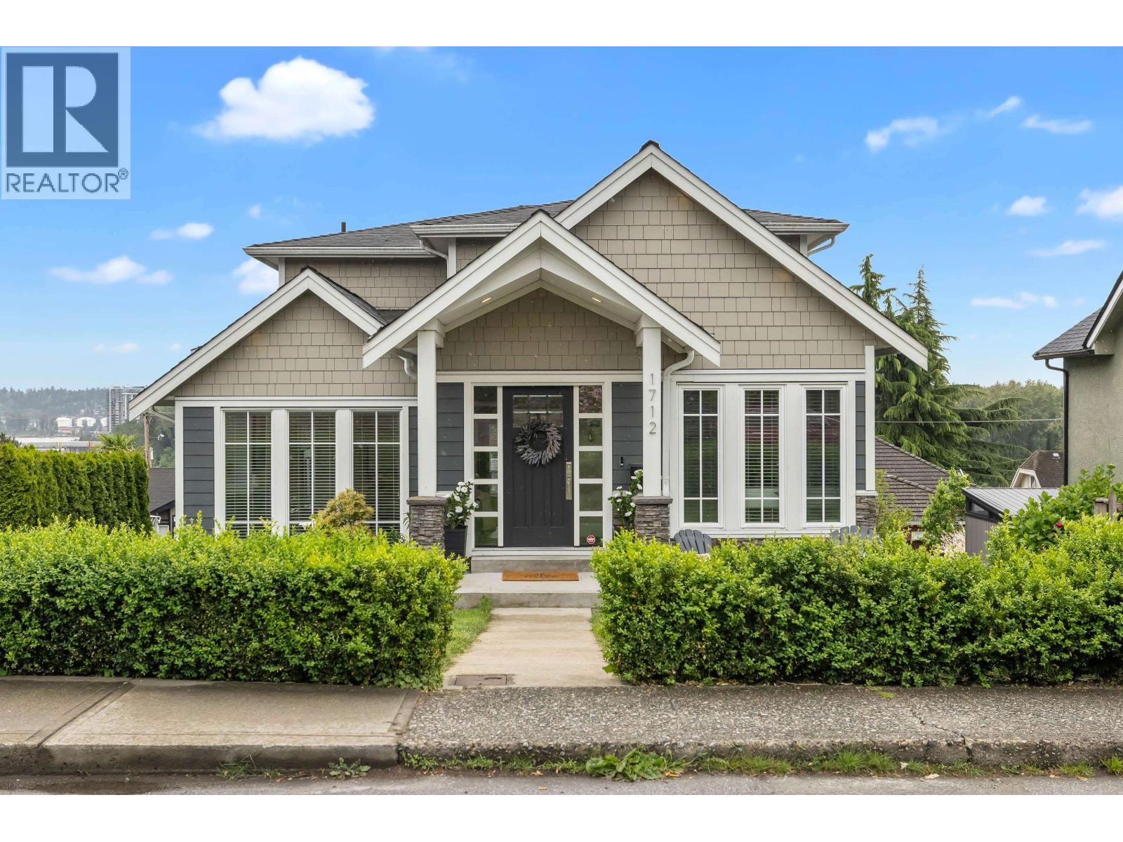 1712 NANAIMO STREET