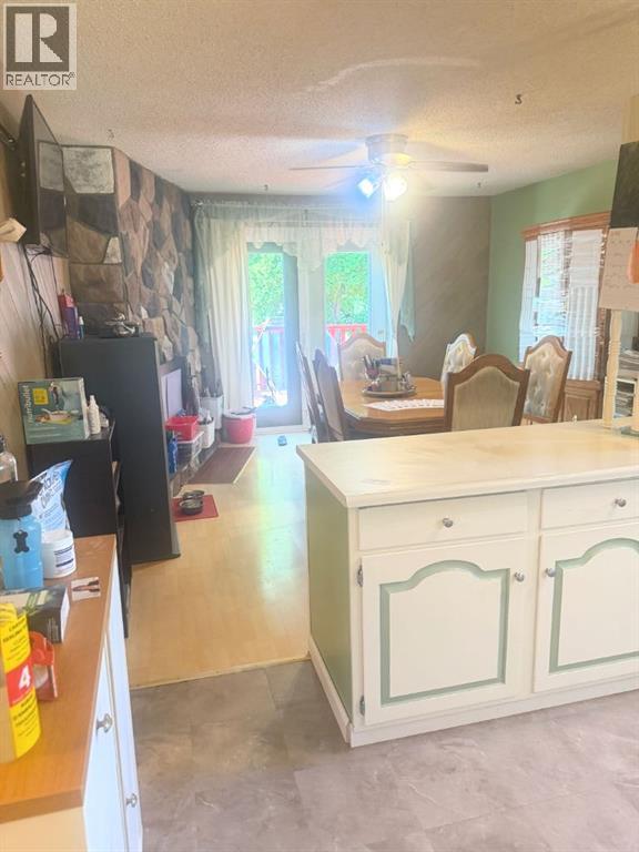38 KIMZEY Crossing - 5