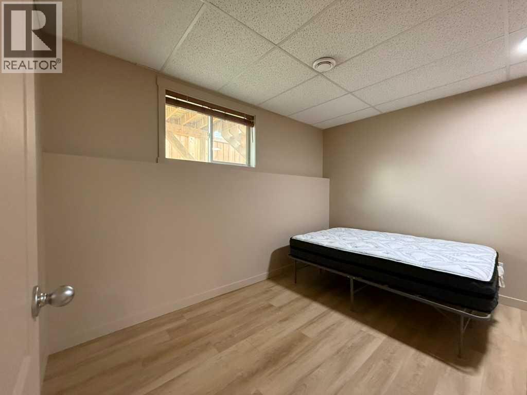 10022 96 Avenue - Image 17