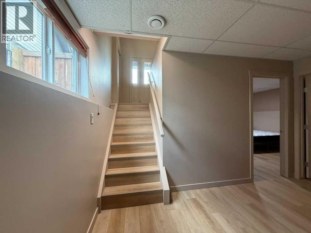 10022 96 Avenue - Image 15