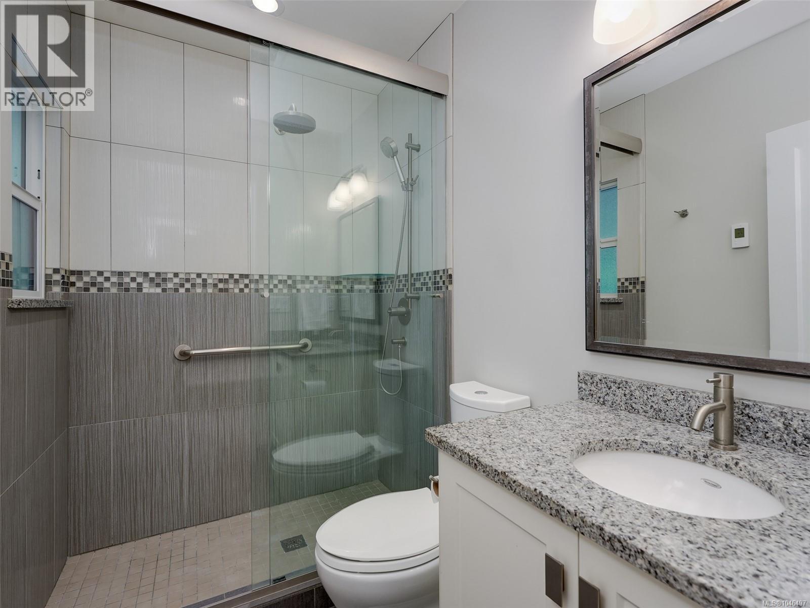  1941 Mayfair Drive, Saanich
