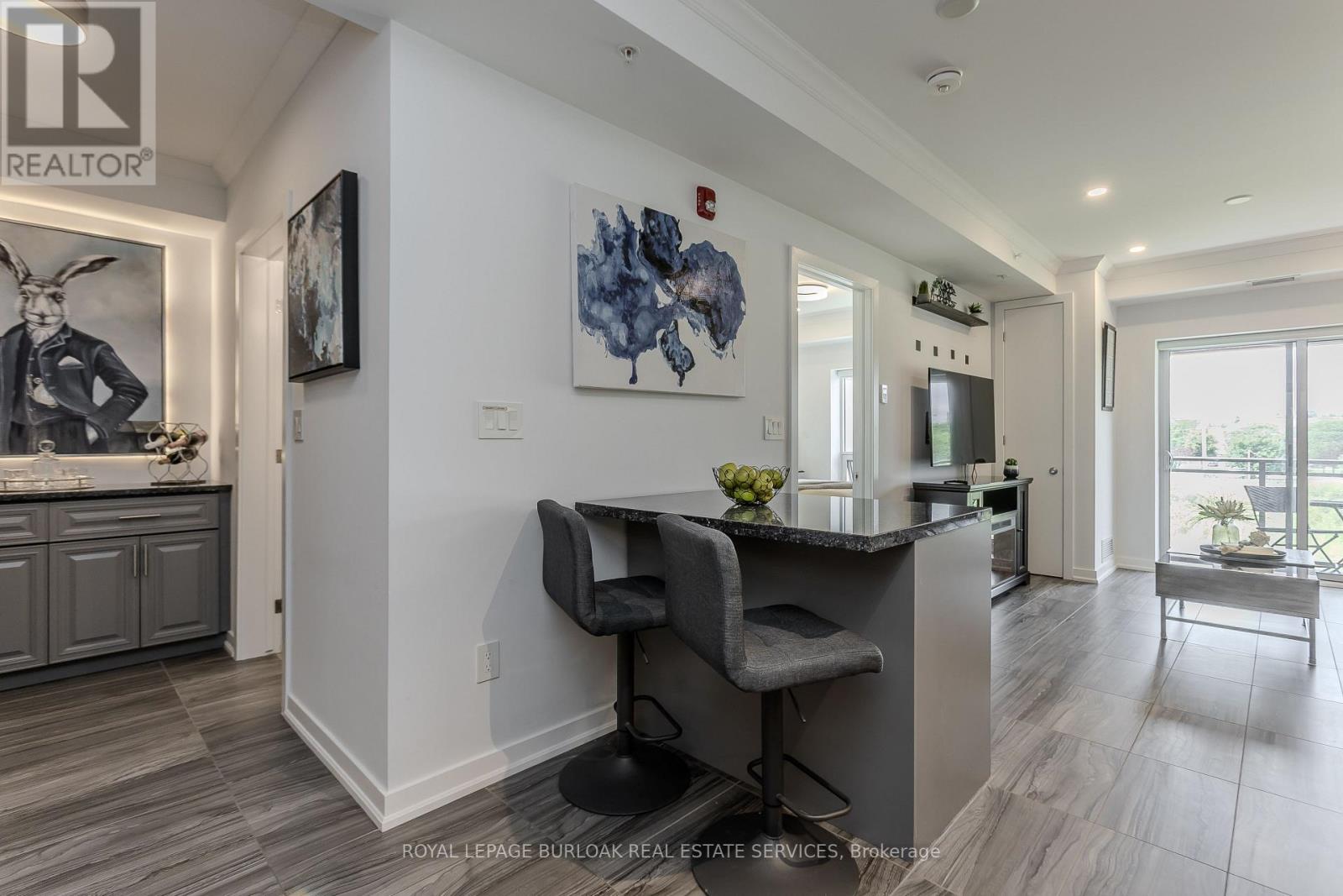 #315 4040 UPPER MIDDLE ROAD - 9