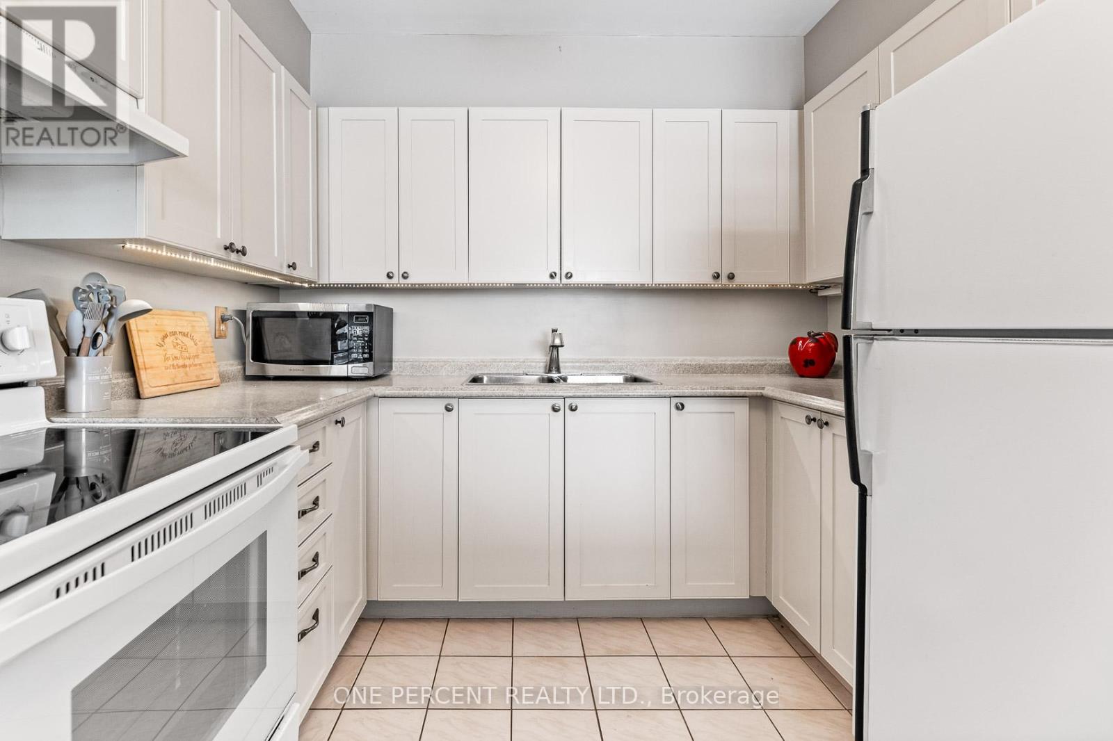 #25 16 FOURTH STREET - 10