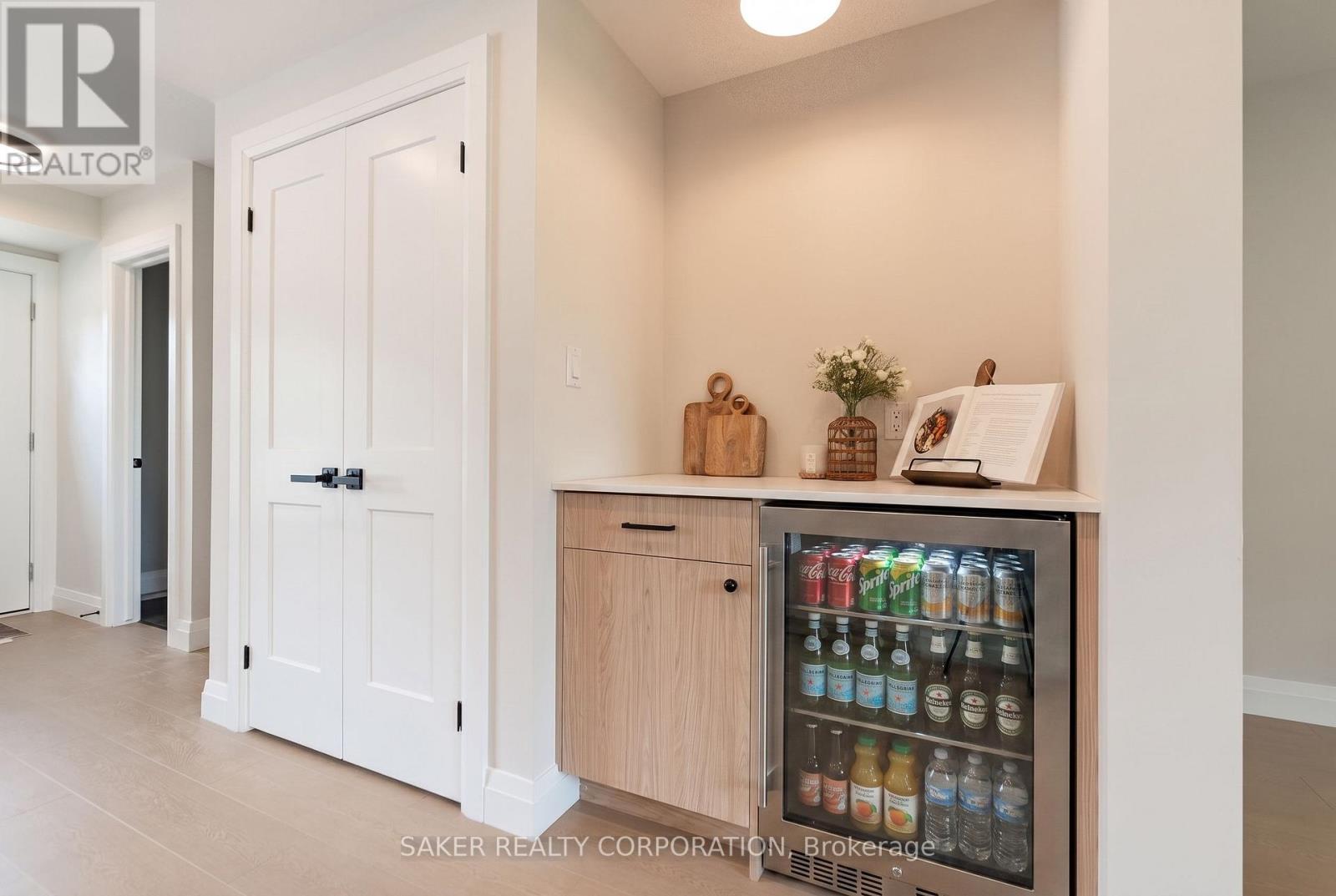 #33 355 SANDRINGHAM CRESCENT - Image 10