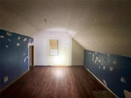 749 Selkirk Avenue, Winnipeg, MB R2W2N5 Photo 8