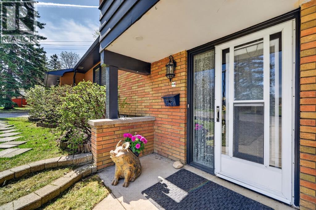 3811 24 Street NW - 5