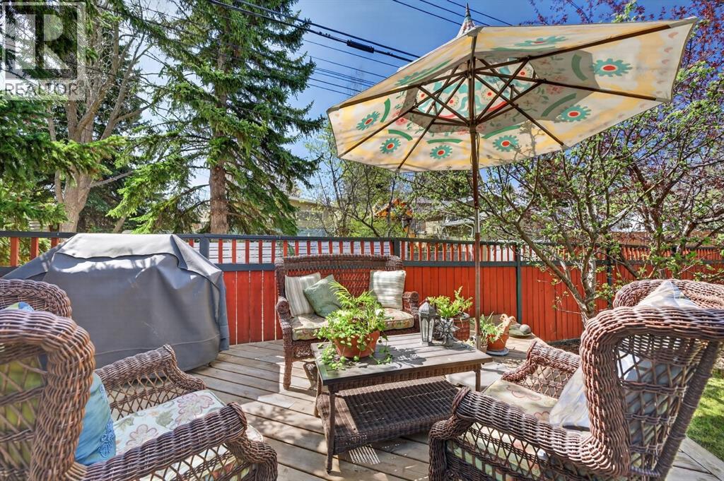 3811 24 Street NW - 27