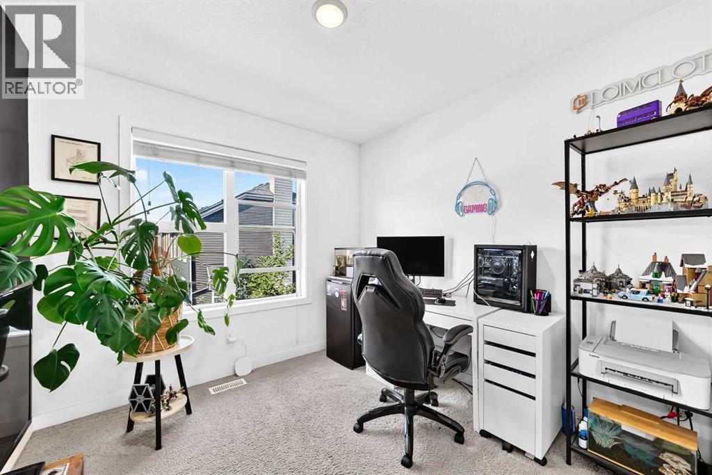 162 Silverado Boulevard SW - Image 20