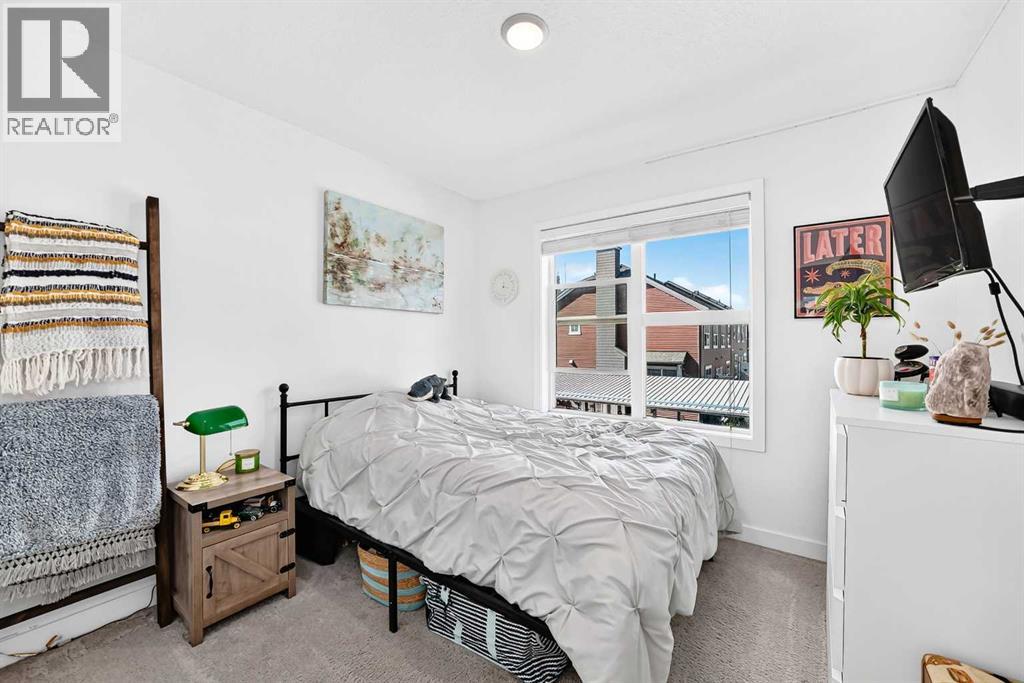 162 Silverado Boulevard SW - 17