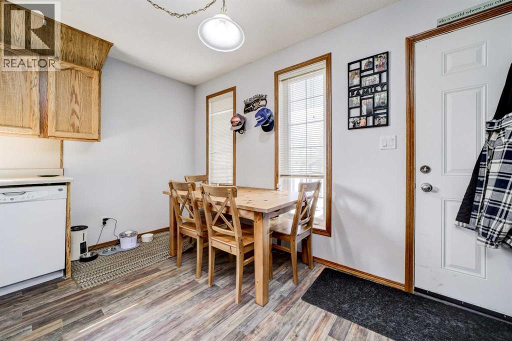 93 4 Avenue - Photo 9