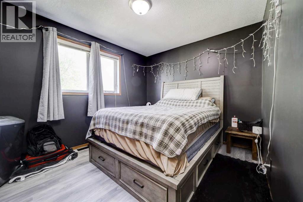 93 4 Avenue - Photo 18