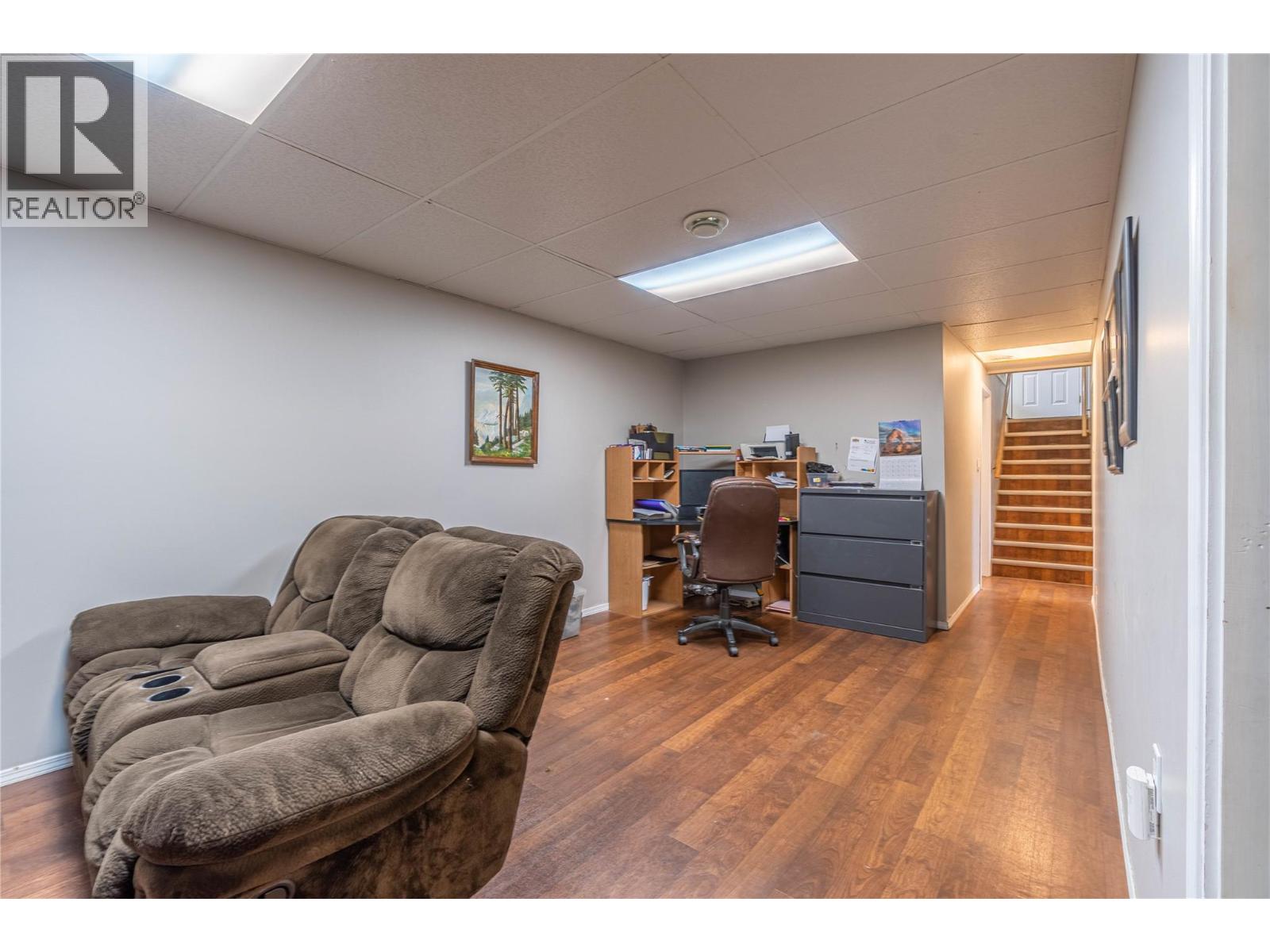 2255 FLEETWOOD Avenue - Image 20