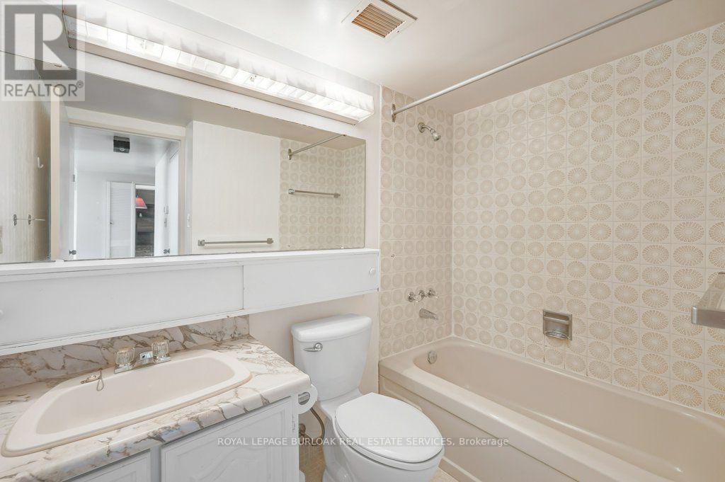 #718 1333 BLOOR STREET - 16