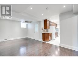 5674 Whitehorn Avenue E, Mississauga, ON L5V2A9 Photo 6