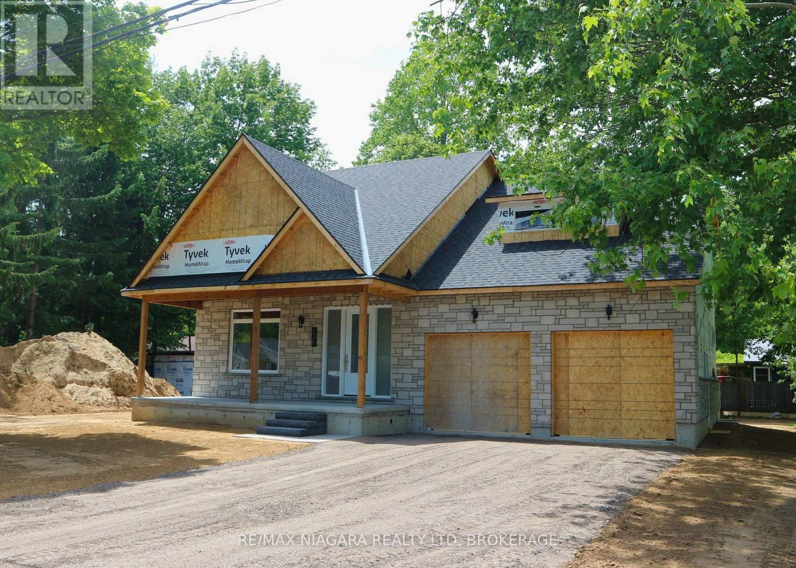 #LOT A 235 BURLEIGH ROAD N - 5
