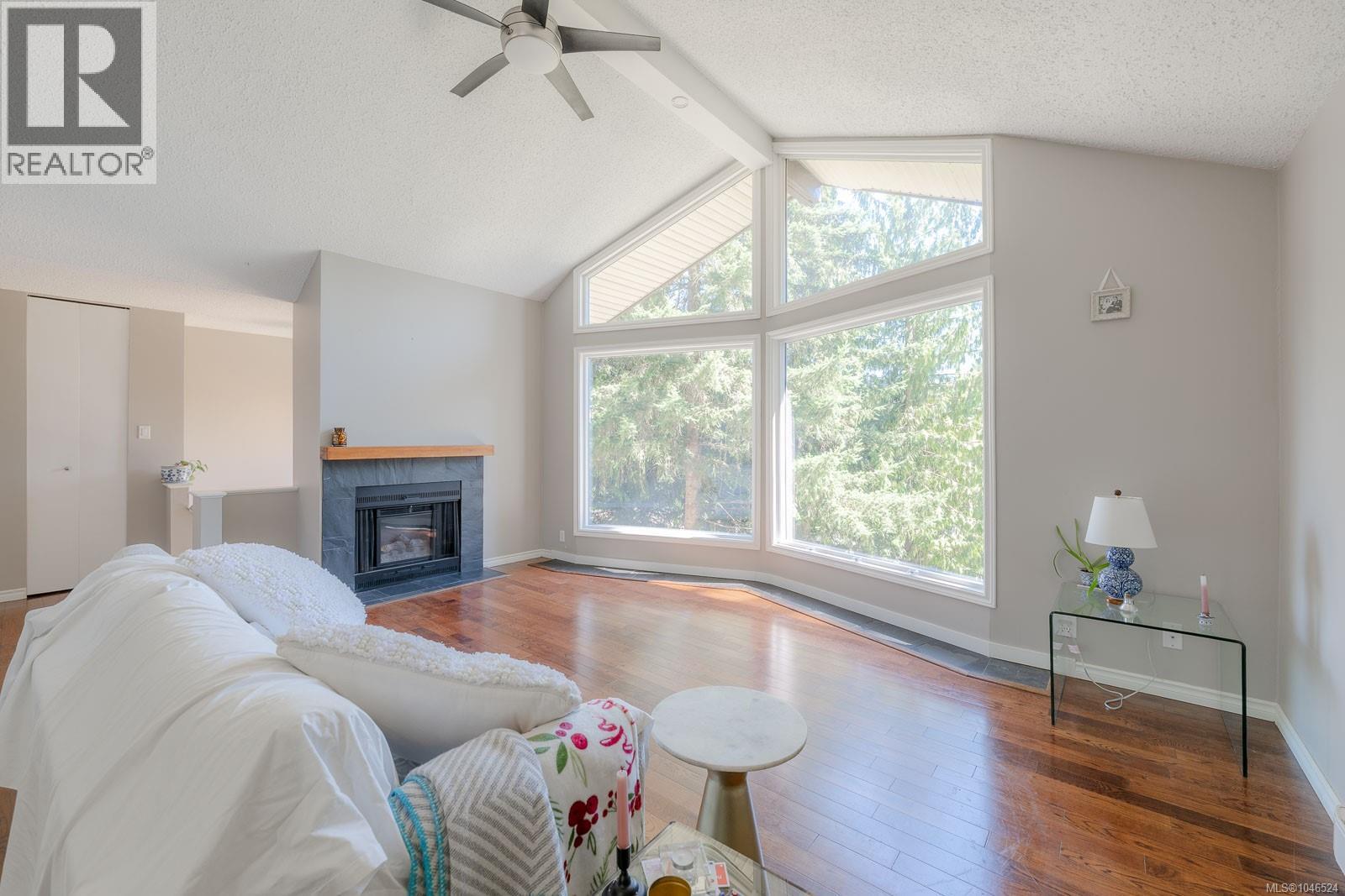 2151 Lakeside Dr - 9